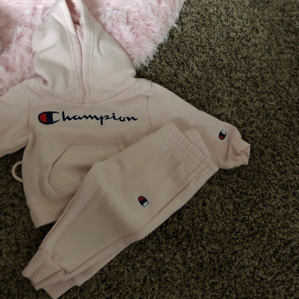 Baby girl champion outfit